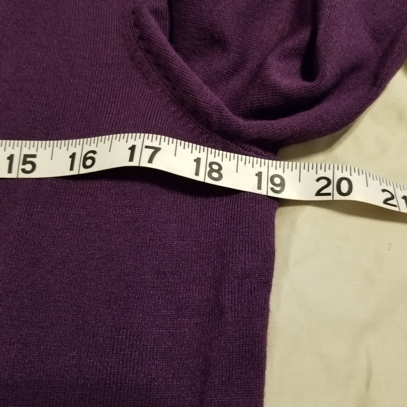 Cable & Gauge Waist Length Purple Button Down Cardigan Sweater NWT - Picture 6 of 11